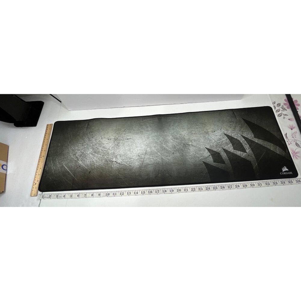 Corsair Gaming Mouse Pad Large XL Extended Desk Mat Non-Slip Surface Durable 52i